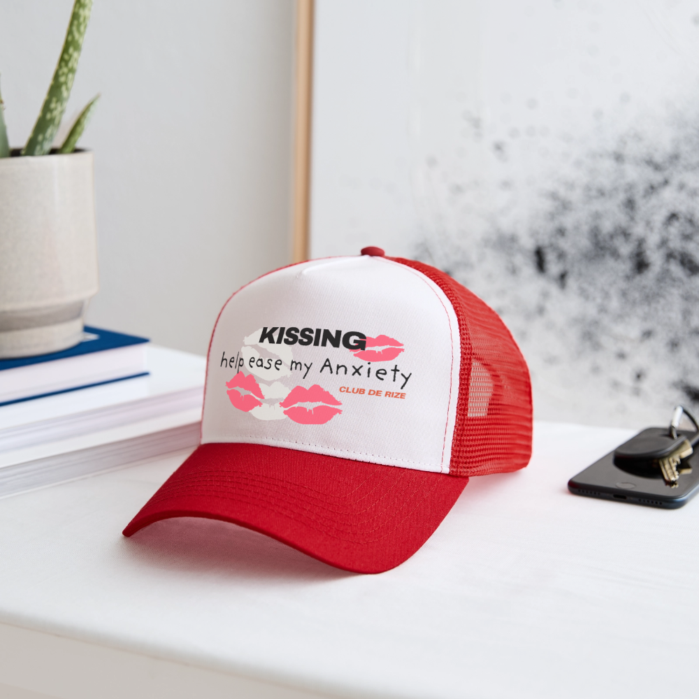 KISSING CAP - Weiß/Rot