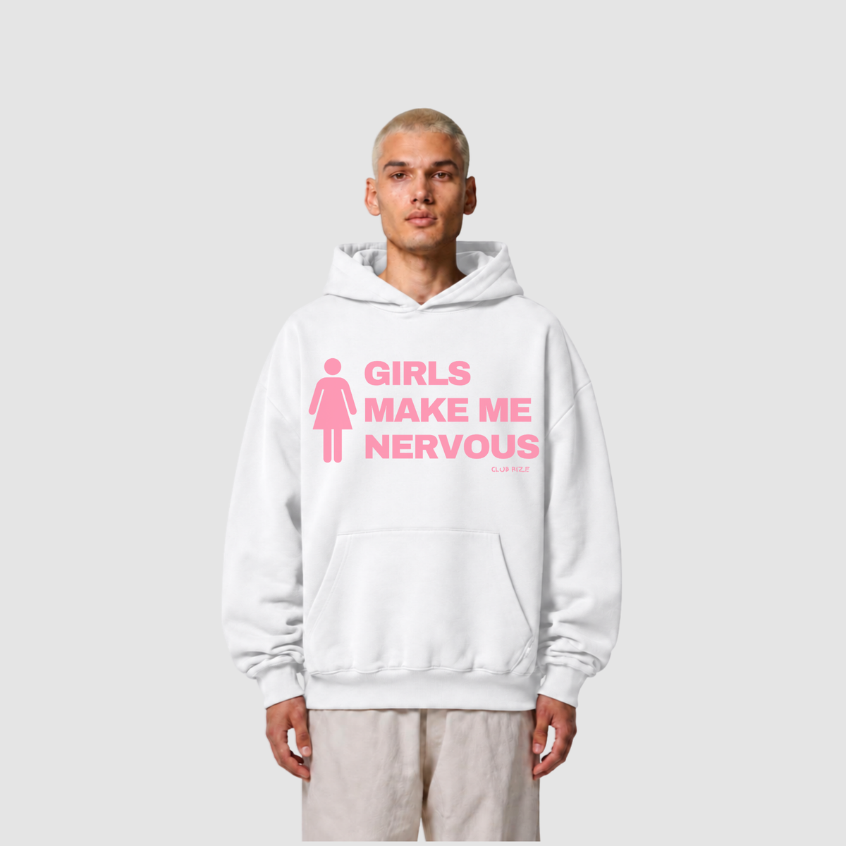 Girls Make Me Nervous Hoodie – Frontansicht | CDR